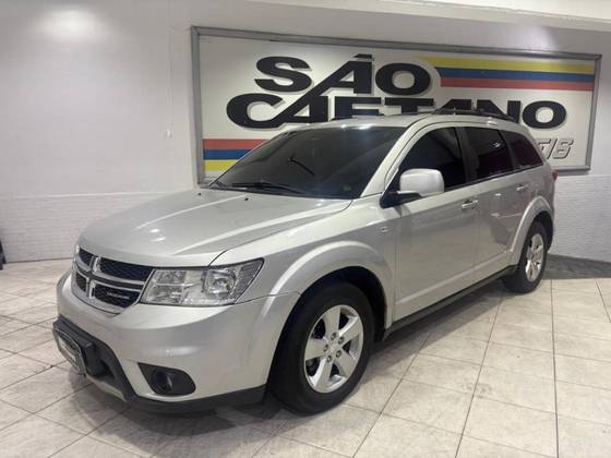 DODGE JOURNEY 3.6 SXT V6 GASOLINA 4P AUTOMÁTICO DODGE JOURNEY 3.6 SXT V6 GASOLINA 4P AUTOMÁTICO